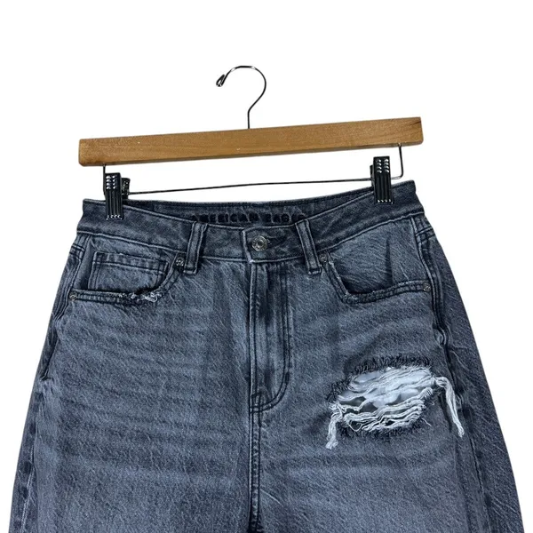 American Eagle Mom Jean Solid Denim Pants Black Grunge Distressed Size 4 Short - Image 2