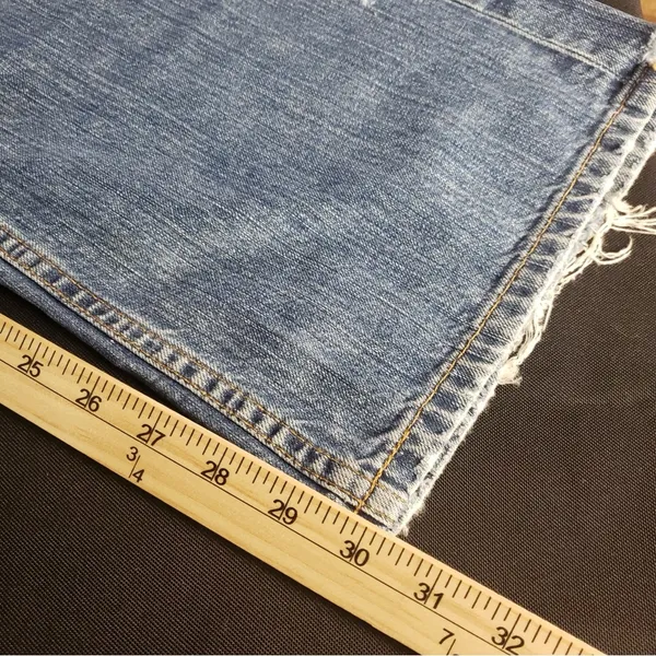 Buckle 67 San Antonio Distressed Jeans Women’s 31‎ - Image 5