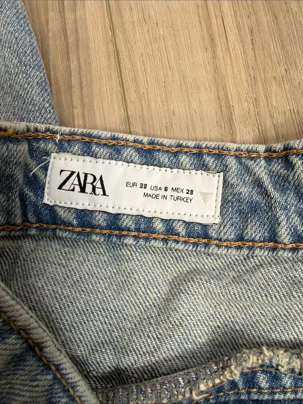 Zara deconstructed high rise wide leg jeans size 6 - Image 7