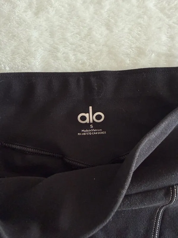 Alo Yoga Black High Waisted Leggings S Sculpt Seam Activewear Gym Yoga - Image 5