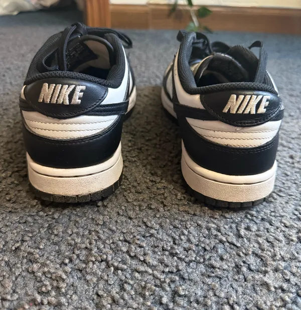 Nike Panda Dunk Low - Image 5