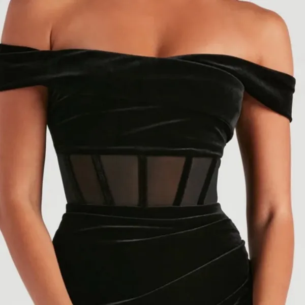 WINDSOR Elegant Black Off-Shoulder Home Coming Dress Size Small - Image 2