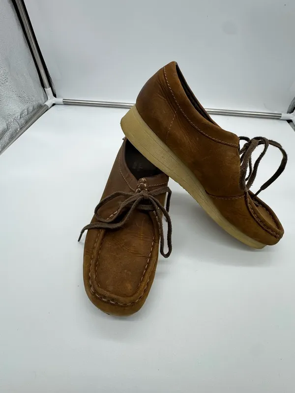 Clarks Women's Brown Leather 7.5 - Image 2