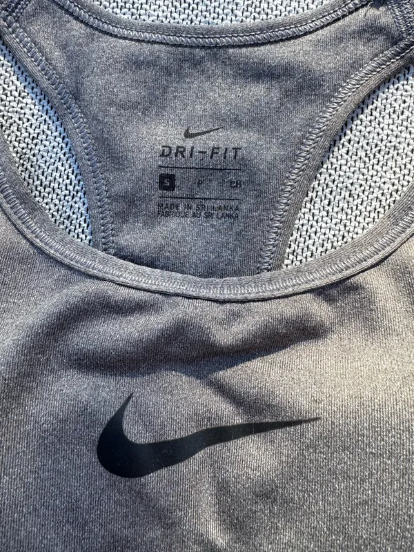 Nike Dri-fit padded sports bra - Image 5