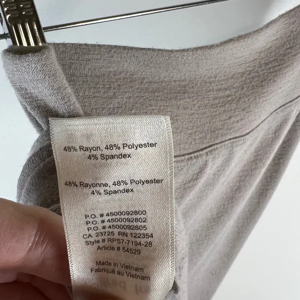 Wilfred Free Gray Ribbed Knit Midi Skirt Side Slit women' Size Small chic sexy‎ - Image 8