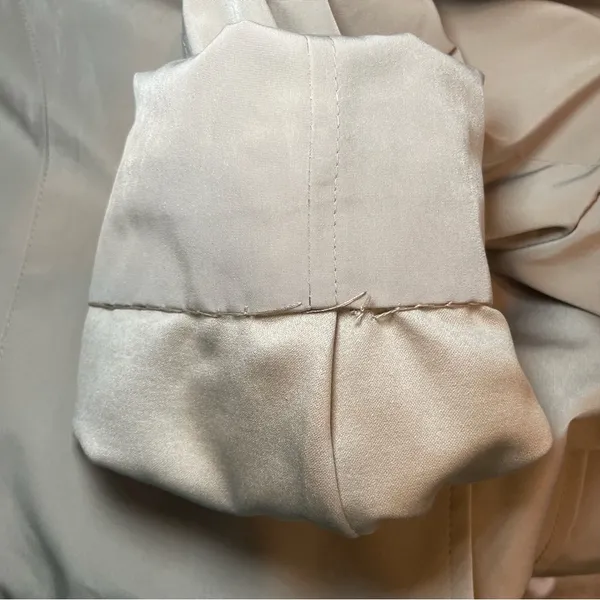 London Fog Women’s Trench Coat Tan Medium 3 Button Spring Rain Casual‎ Neutral - Image 6