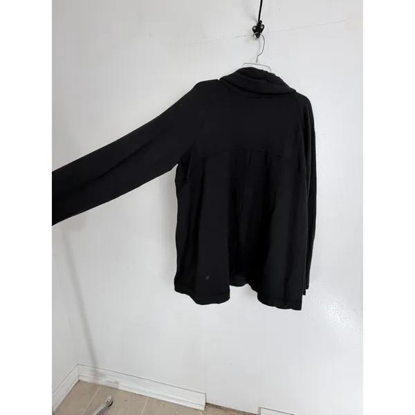 Lululemon Black Wrap Jacket Cowl Neck Asymmetrical Zip Size 12 - Image 12