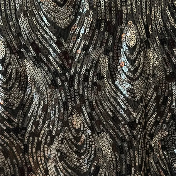 Lulu’s Black and Silver/Gold Sequin Evening Dress - Image 4