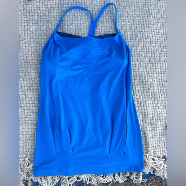 Lululemon Athletica Women's Blue Spaghetti Strap Top - Image 10