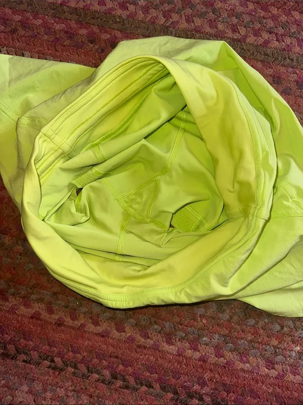 lululemon lightweight high rise Lemon Yellow Skater Tennis Skirt sour grape - Image 3