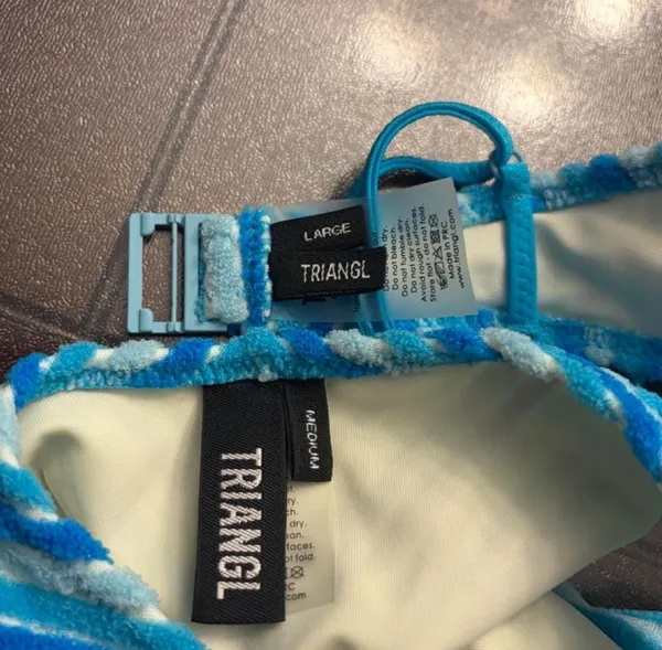 Triangl Bikini - Image 4