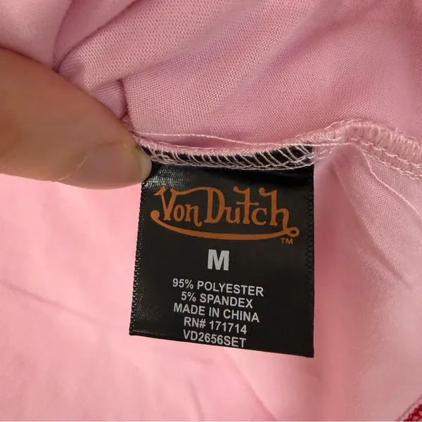 Von Dutch Pink Long Sleeve women’s crop top size medium - Image 2