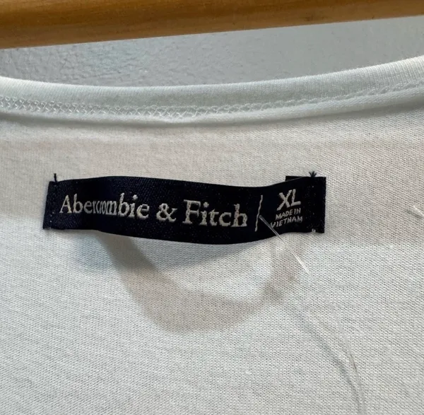 SALE! White Abercrombie & Fitch Knotted Bust Bodysuit Size XL NWT - Image 5