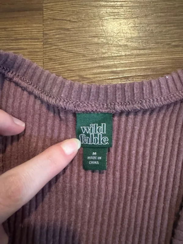 Wild fable long sleeve crop top - Image 2