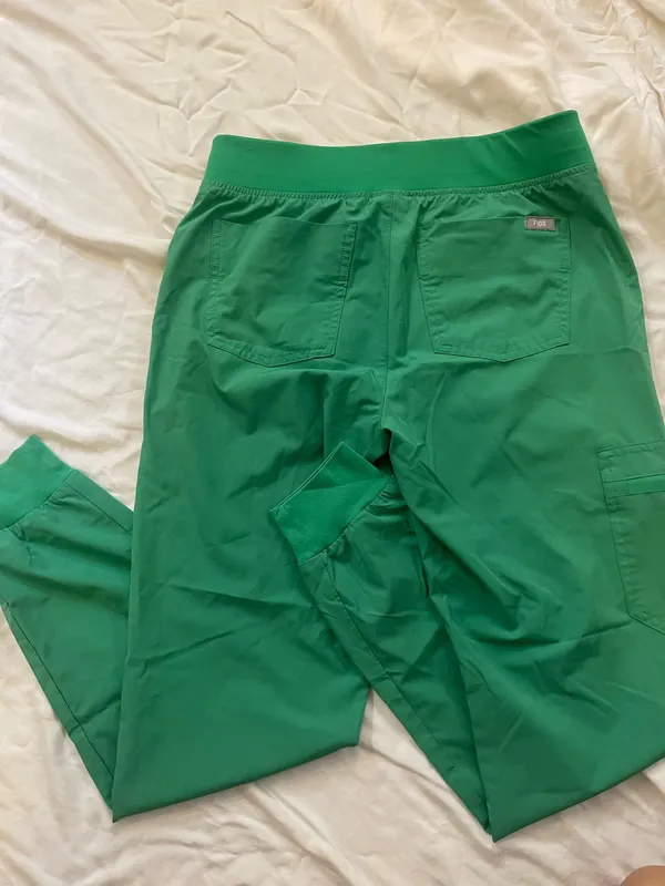 FIGS Scrubs pants - Image 3