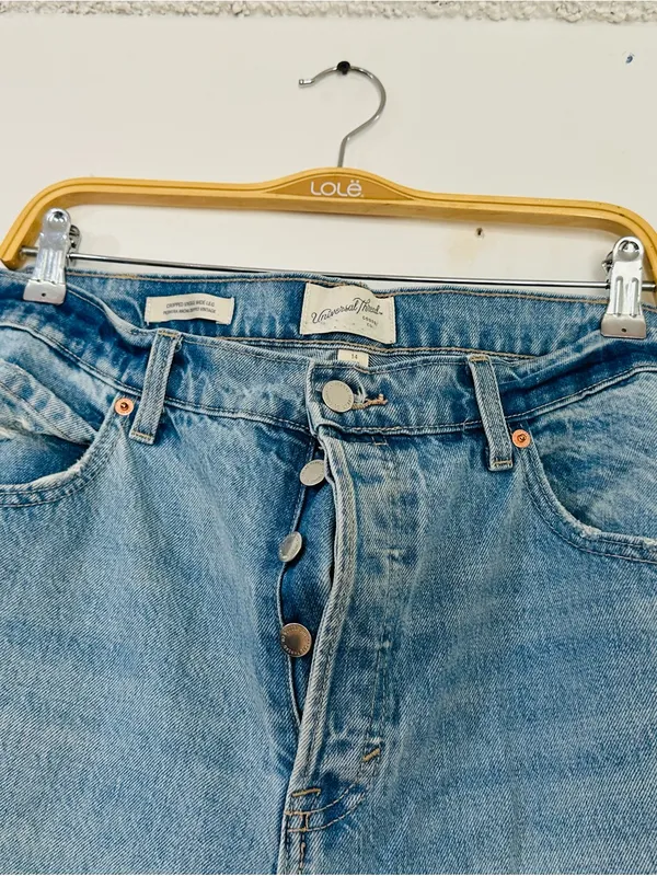 Universal Threads Light Blue High-Rise Wide Leg Distressed Jeans - Image 5