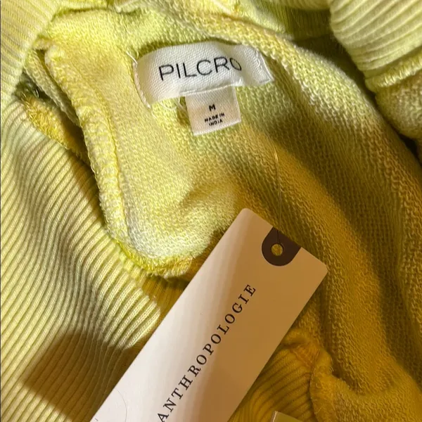 Trendy Yellow Long Sleeve Top Size M - Image 3
