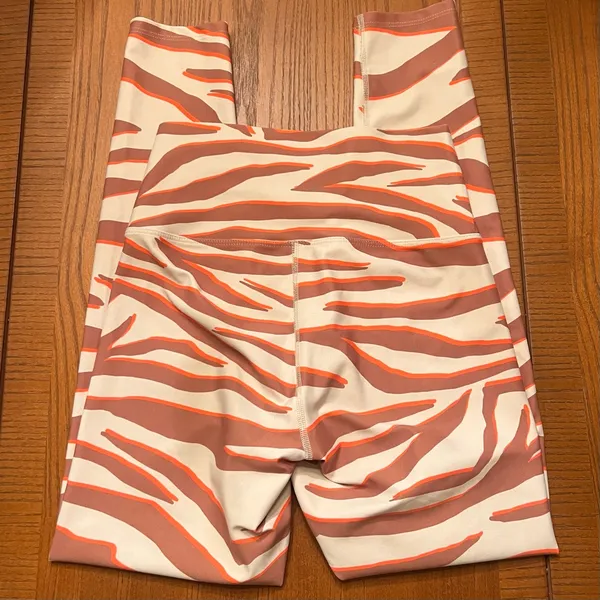 Beach Riot Sport Piper‎ High Rise Stretch Leggings in Cloud Cream Zebra Size XS - Image 9