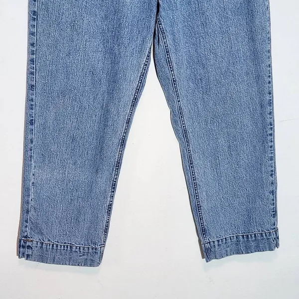 Eddie Bauer High-Rise Cropped Jeans Size 14 High-Rise Mom Jeans - Image 4