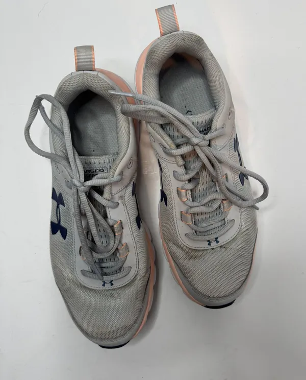 Under Armour Charged Assert 8 Size 8.5 Running Shoes - Image 2