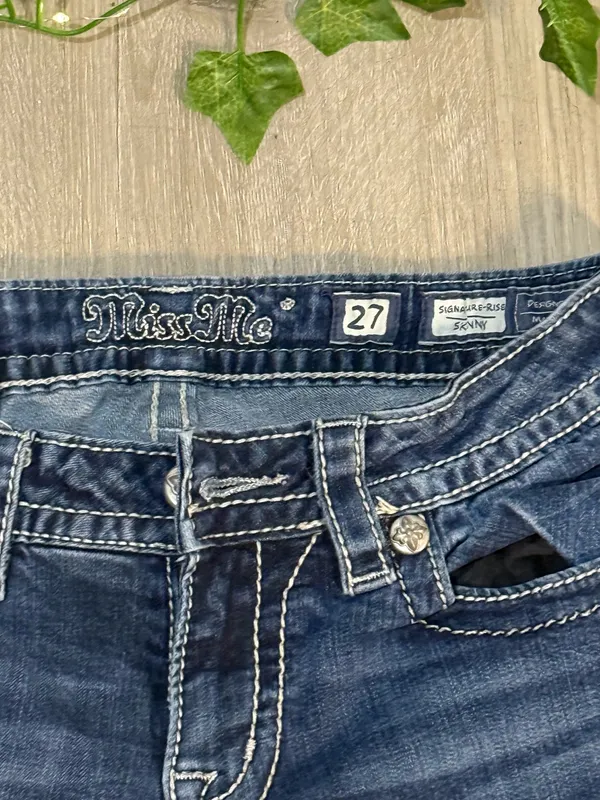 Miss Me Jeans - Image 3