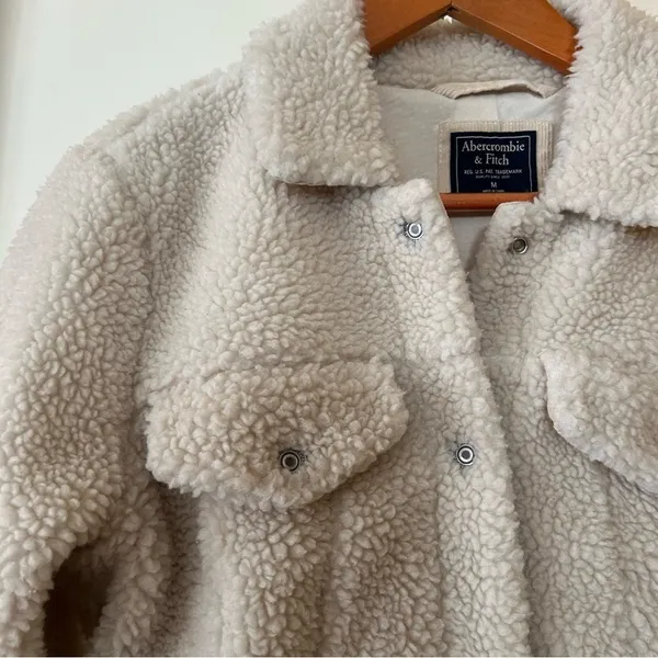 Abercrombie & Fitch Teddy Jacket Sherpa Fuzzy Coat Cream Off White‎ Size M - Image 2