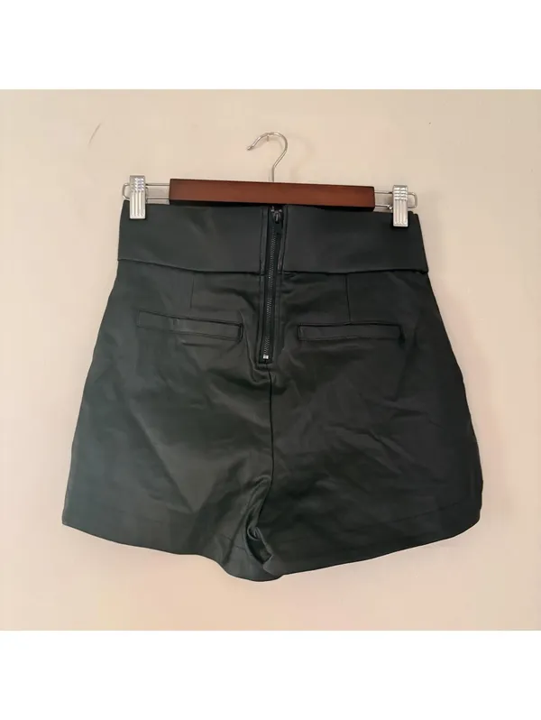 hulin & brown Black Faux Leather High-Waisted Shorts Size Small - Image 2