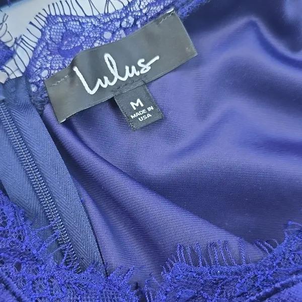 Lulus -793 Navy Cold Shoulder Surplice V-Neck Lace Velvet Mini Dress‎ Size M - Image 2