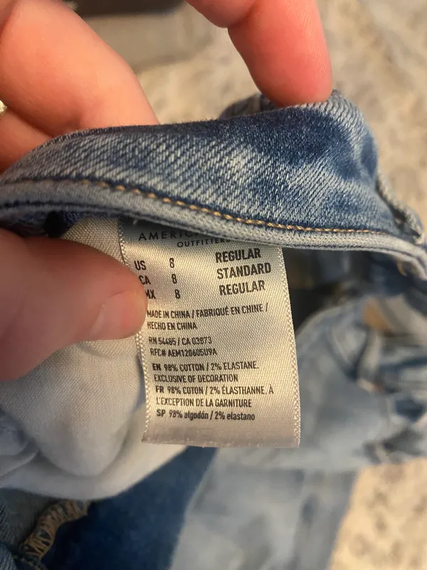 American Eagle Jeans - Image 4