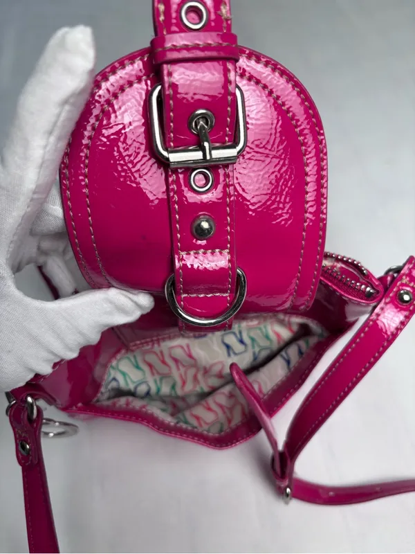 Nine West Hot Pink Patent Leather Crossbody Bag Purse Y2K Vibe shoe-print lining - Image 8