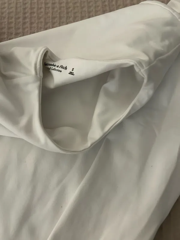 Abercrombie White Long Sleeve Bodysuit - Image 5