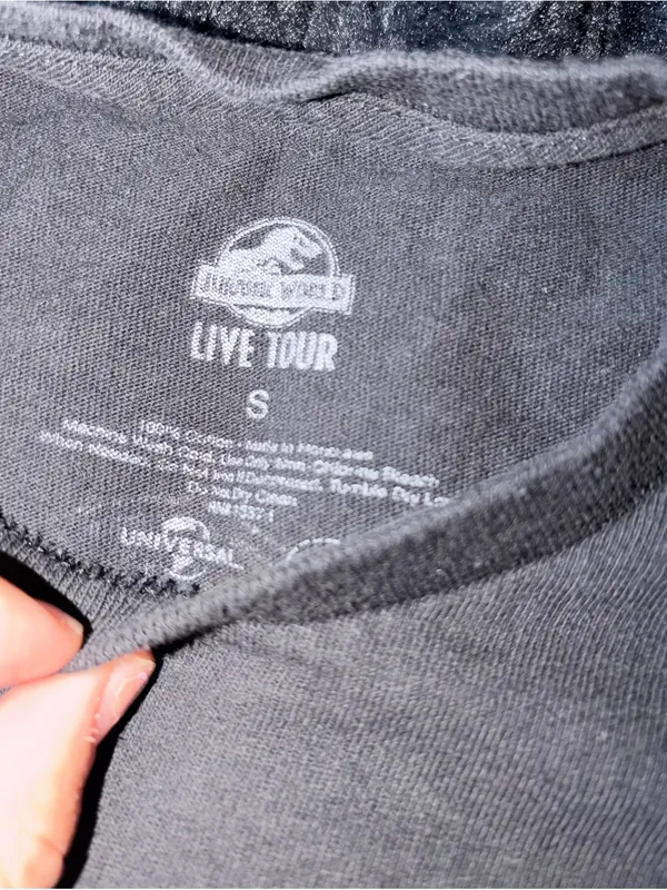 Live Tour Black Graphic Tee - Image 3