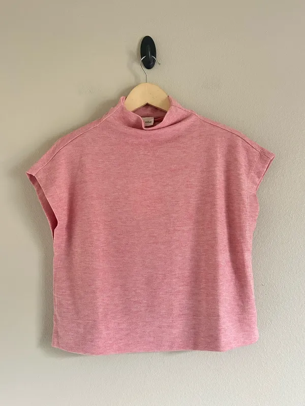 Entro Sweet Like Honey Light Pink Blouse size Medium NWT  - Image 4