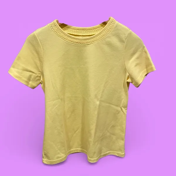 Breckenridge Cute crochet collar buttercup yellow cotton blend top classic basics pastel - Image 2