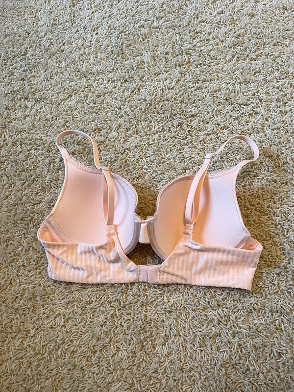 Victoria’s Secret Bra - Image 2