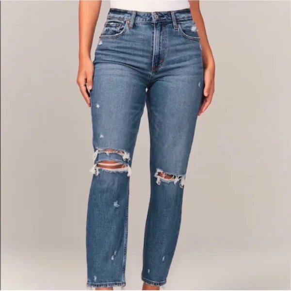 Abercrombie NEW!! Curve Love High Rise Mom Jean Size‎ 25 Short Distressed Dark Wash - Image 8