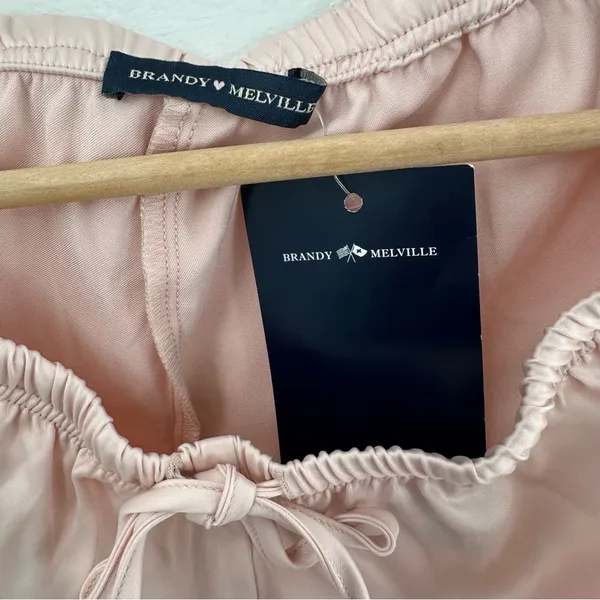 Brandy Melville pink satin shorts - Image 4
