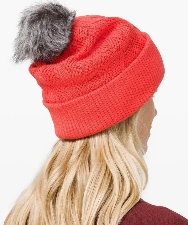 Lululemon Sherpa Weave Pom Beanie - Image 3
