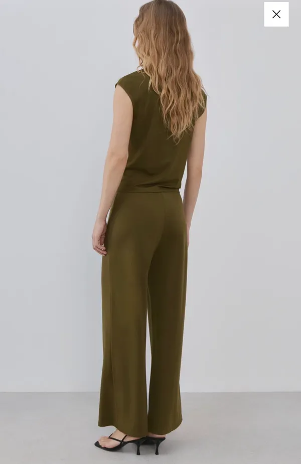 Lounge set from Mango with asymmetrical top - Image 2