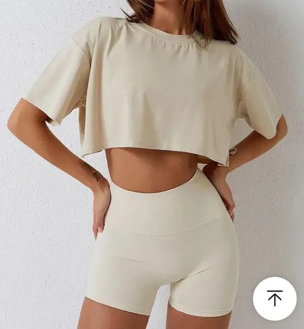 Active Oversized Crop Top Tan Size M - Image 3