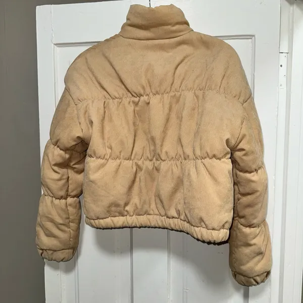 Pretty Little Thingcropped puffer jacket - Image 5