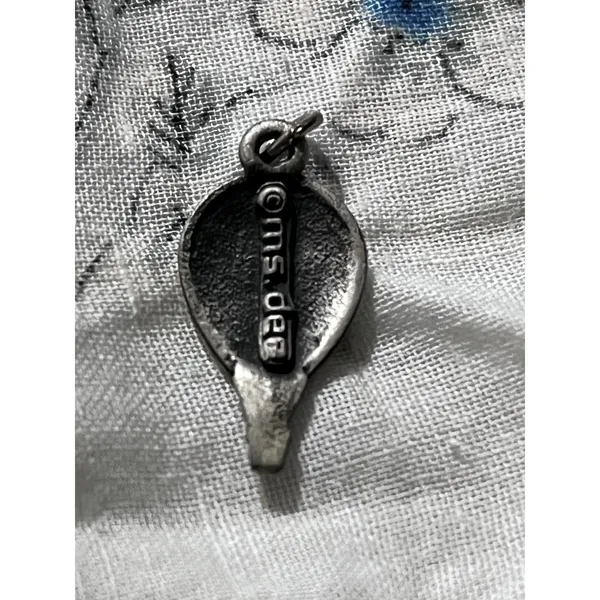 Vintage Ms. Dee Vintage Pewter Hot Air Balloon Up, Up & Away! Pendant - Image 2