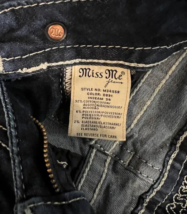 Miss Me Boot Jeans - Image 4