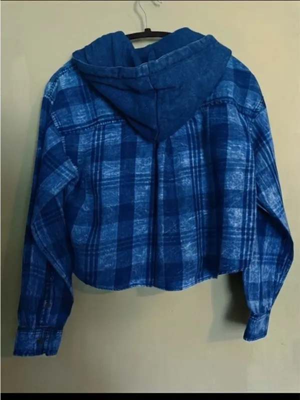 American Eagle AE Cropped Hooded Flannel Shirt in blue S - Image 9