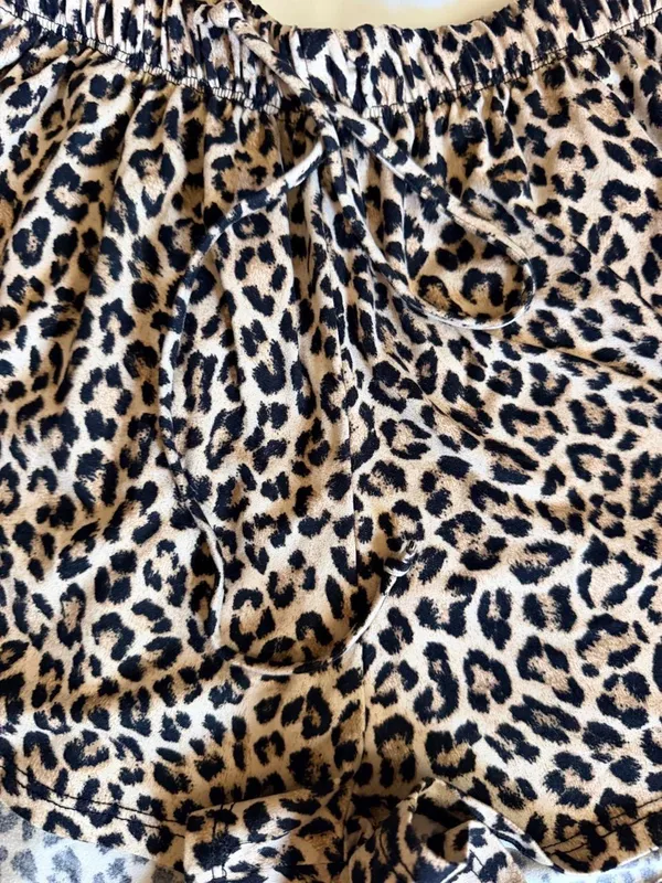 Tres Bien Leopard Lounge Shorts Small - Pajama Shorts Pockets - Image 4