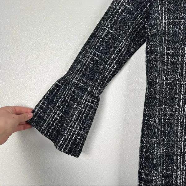 BANANA‎ Republic Tartan Bell Sleeve Dress Gray Sz 6 - Image 3
