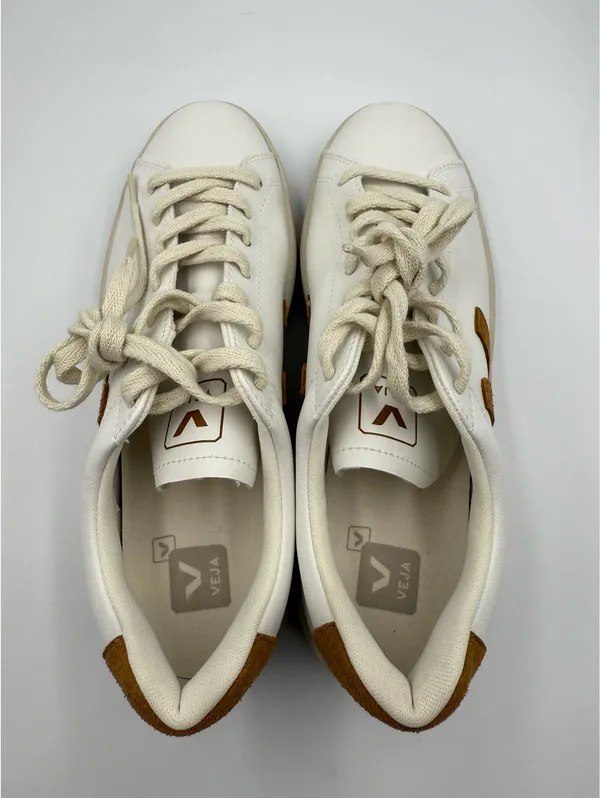 VEJA V-12 Sneakers - Image 8