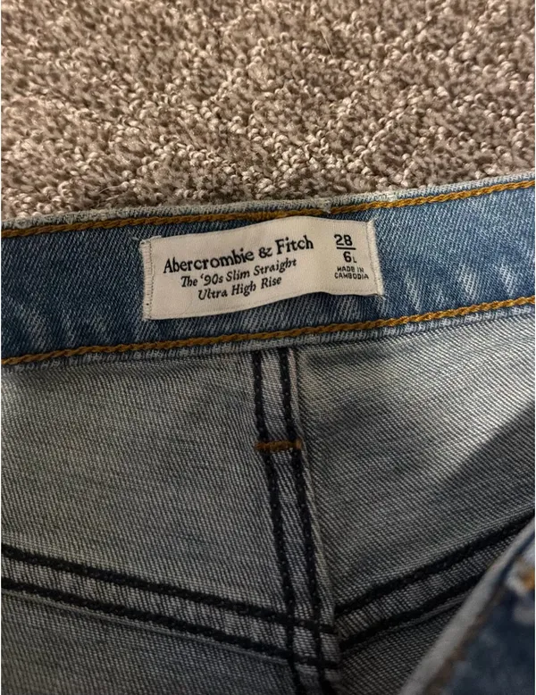 Abercrombie Jeans 90s - Image 4