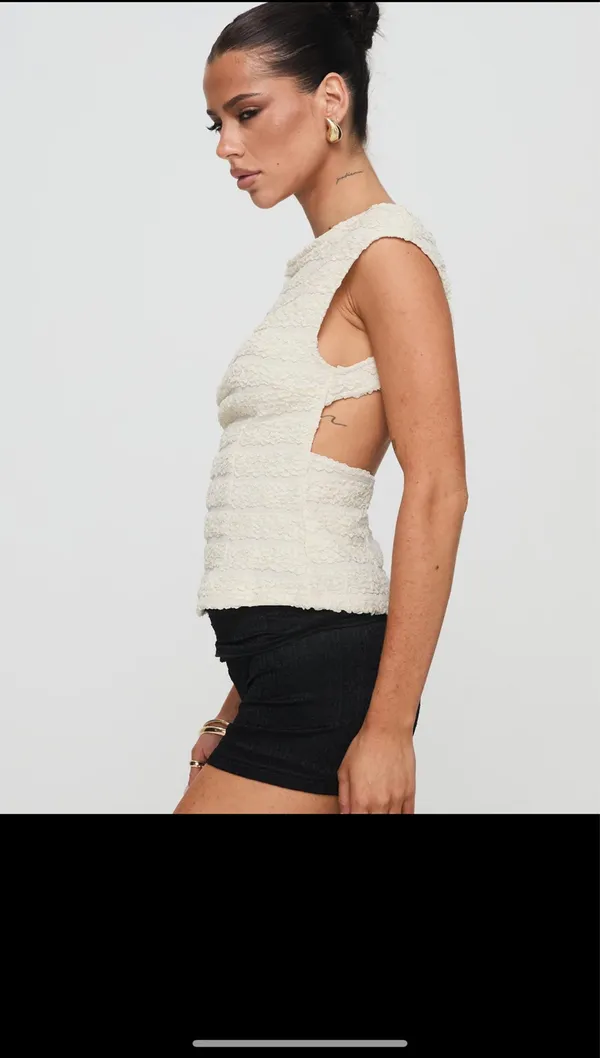 Princess Polly White Backless Top - Image 3