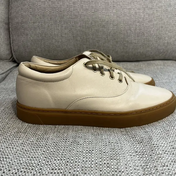 Nisolo Everyday Leather Sneaker with Vibram Sole in‎ Beige Neutral Tan Size 11 - Image 2